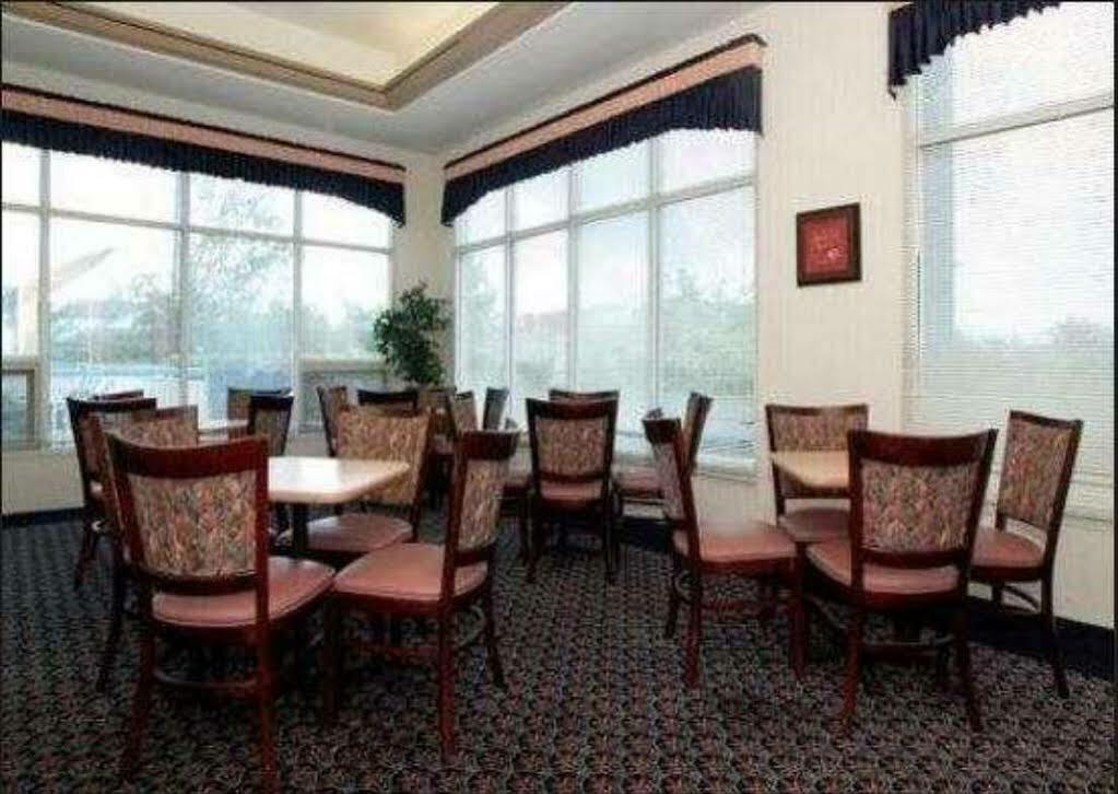 Knights Inn Elyria Exterior photo
